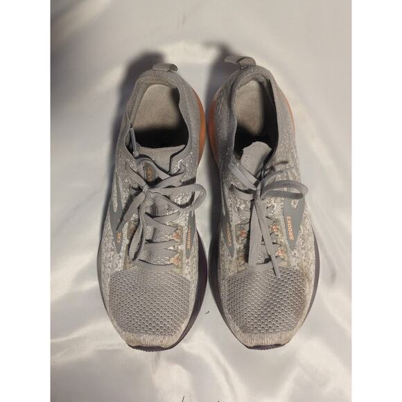 Brooks Levitate 3 Womens Size 8 Gray Athletic Running Shoes Sneakers - Picture 7 of 11